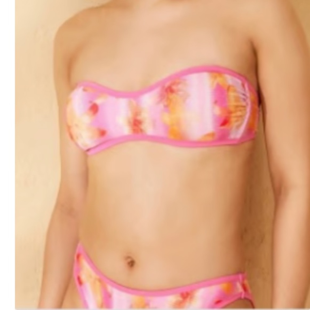 Bikini Set-Pink and Orange lily Strapless Bikini Top=Large + bikini bottom=M